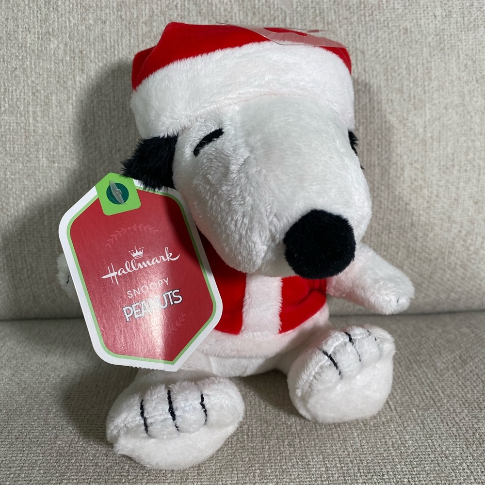 NEW - HALLMARK Peanuts Holiday Santa Snoopy 6" Plush